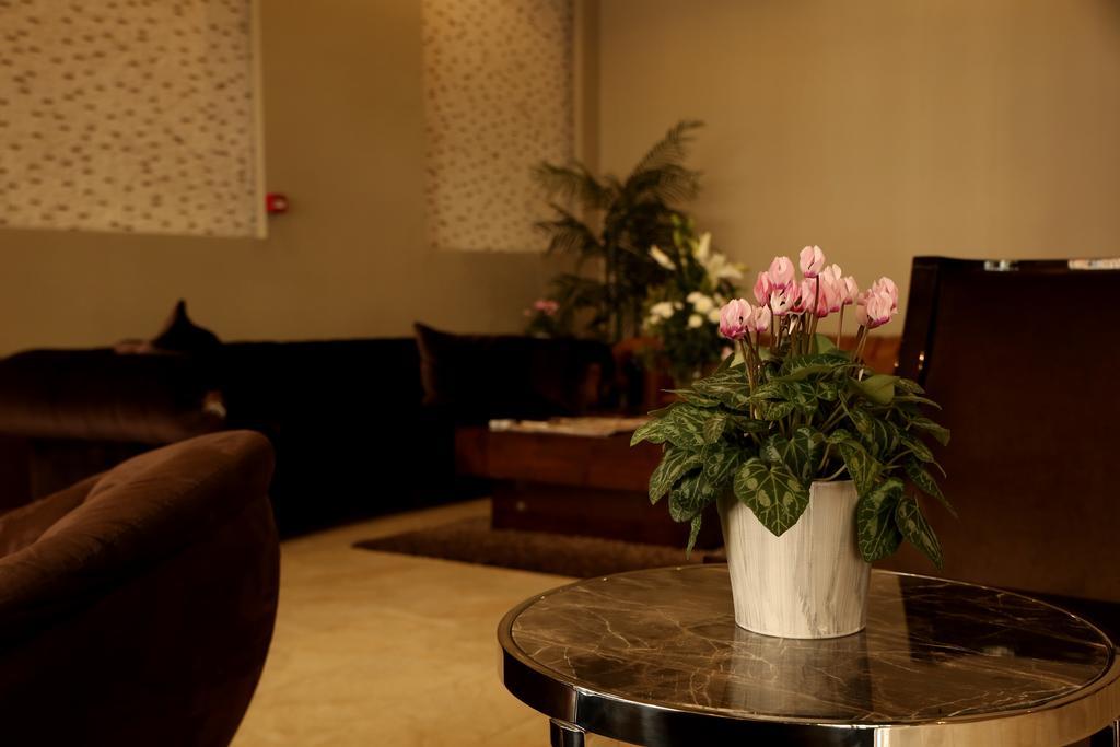 Way Hotel Σμύρνη Εξωτερικό φωτογραφία